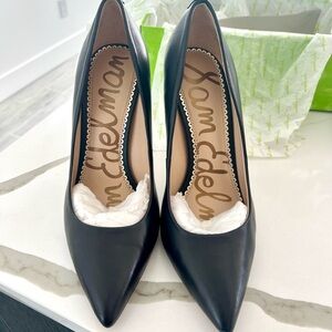 Sam Edelman Black Danna Pointed Toe Heel ✨